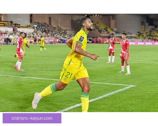 卡塞米罗防守风格逐渐稳健，值得关注其在接下来的比赛表现